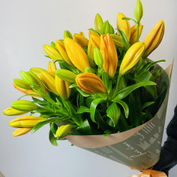 7 оранжевых лилий